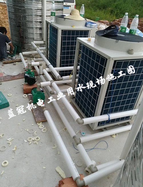 臺(tái)山太平洋保溫建材有限公司工業(yè)熱水工程安裝現(xiàn)場(chǎng)